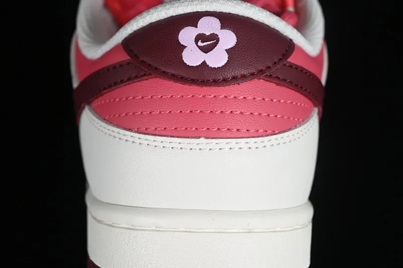 All Categories Nk SB Dunk Series Nk SB Dunk Low Low-top sneakers N version Nk Dunk Low GS "Valentine's Day" Valentine's Day color SB low-top casual sneakers HF0736-161
